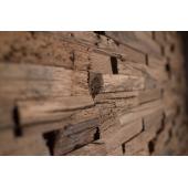 tolgy ujrahasznositott fa falburkolat fa burkolat regi fa wood holz wall decor dekor fali dekoracio lamberia loft design modern vintage kopottas regies deszka falburkolat paneles nappali etkezo halo.jpg